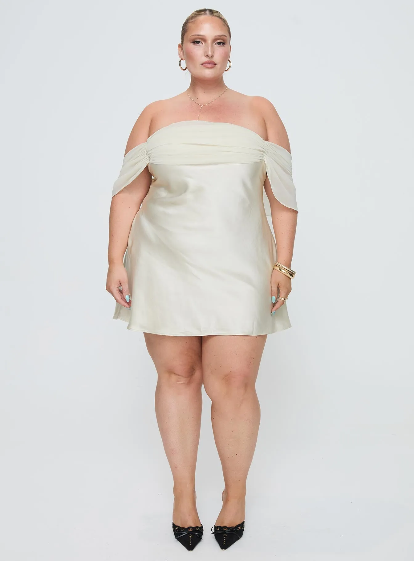 Adoration Mini Dress Cream Curve