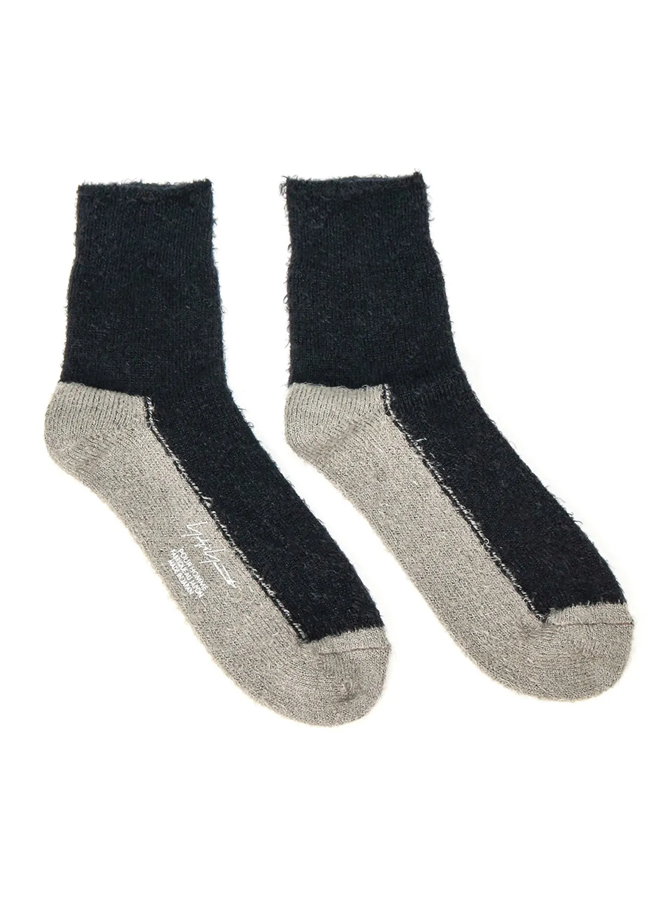 NYLON PLAIN STITCH ANKLE SOCKS