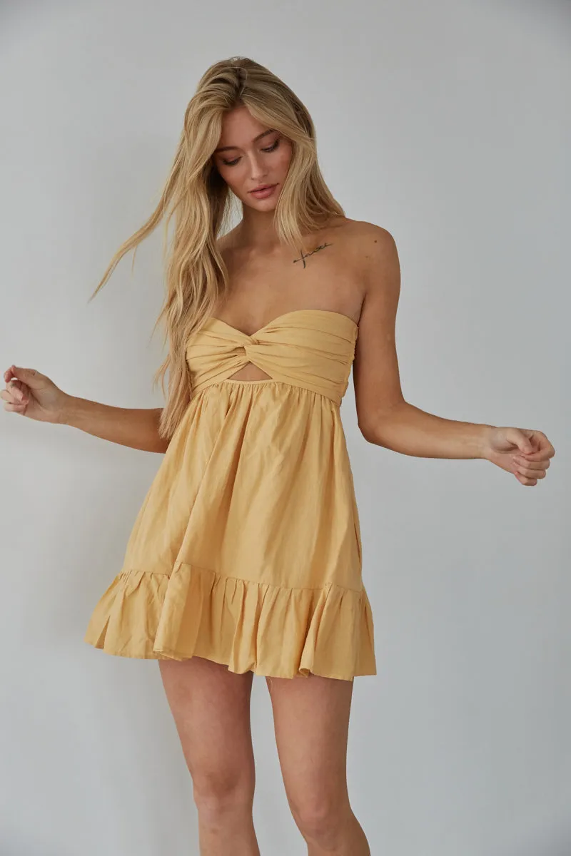 Savannah Strapless Twist Front Romper